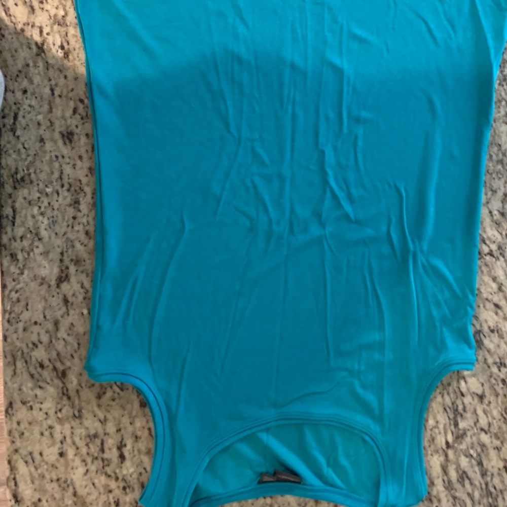 Chicos Size 2 Long Travelers Dress Aqua Color